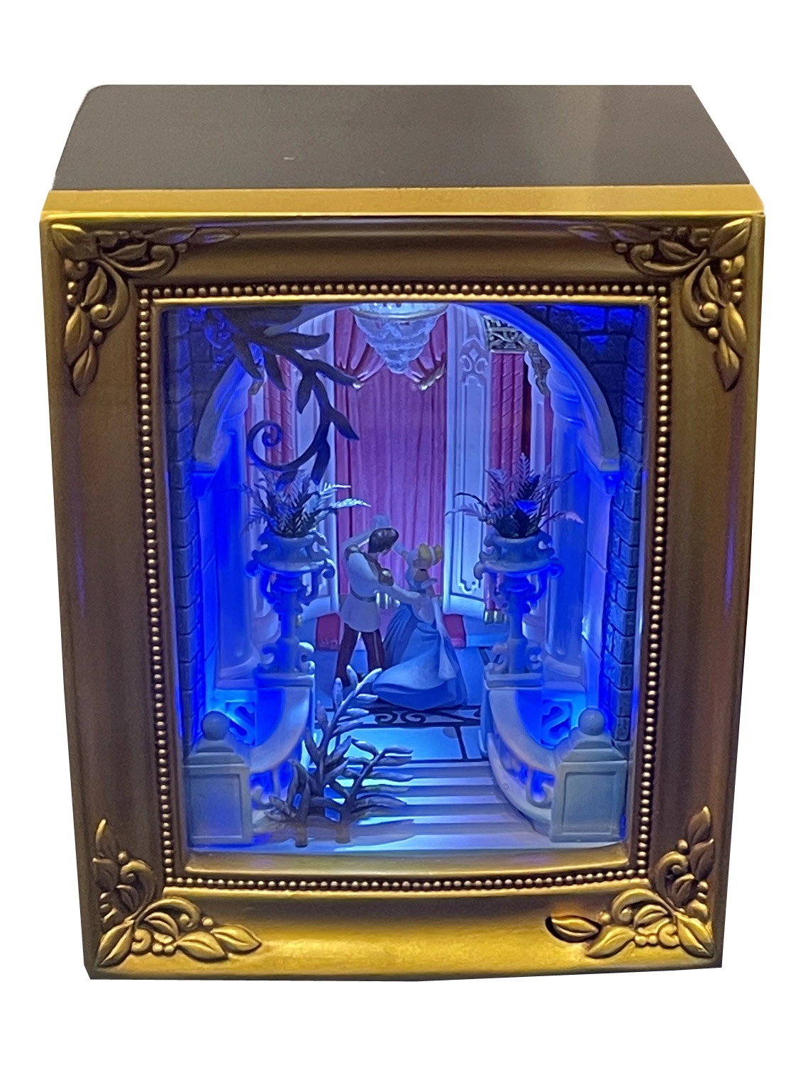 Disney Gallery Of Light - Cinderella's Romantic Night 3 Disney Gallery Of Light - Cinderella's Romantic Night